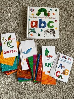 The Very Hungry Caterpillar’s ABCs Boardbook and Flashcards Bundle